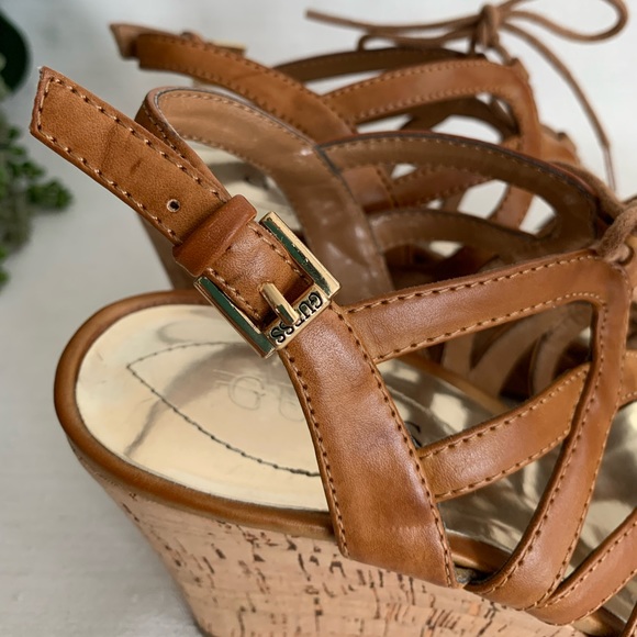 GUESS Elsiee Caramel Strappy Lace-up Wedge Heel Sandals Woman’s 7.5M - Picture 4 of 11